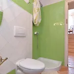 Сasa de vacaciones House Adriana 1715 Ližnjan
