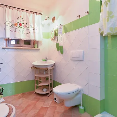 House Adriana 1715 펜션