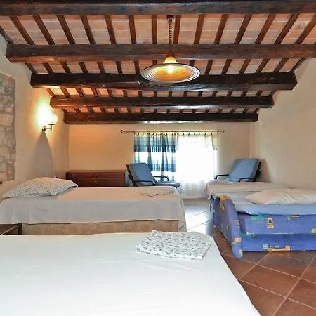 Holiday home House Adriana 1715 Liznjan